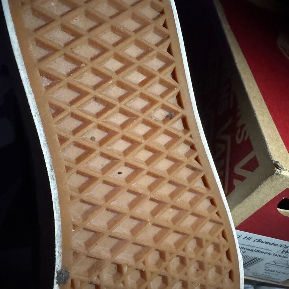 Vans Ward Hi top Suede Canvas Sneakers 8 M suede canvas black and white shoes - Picture 5 of 5